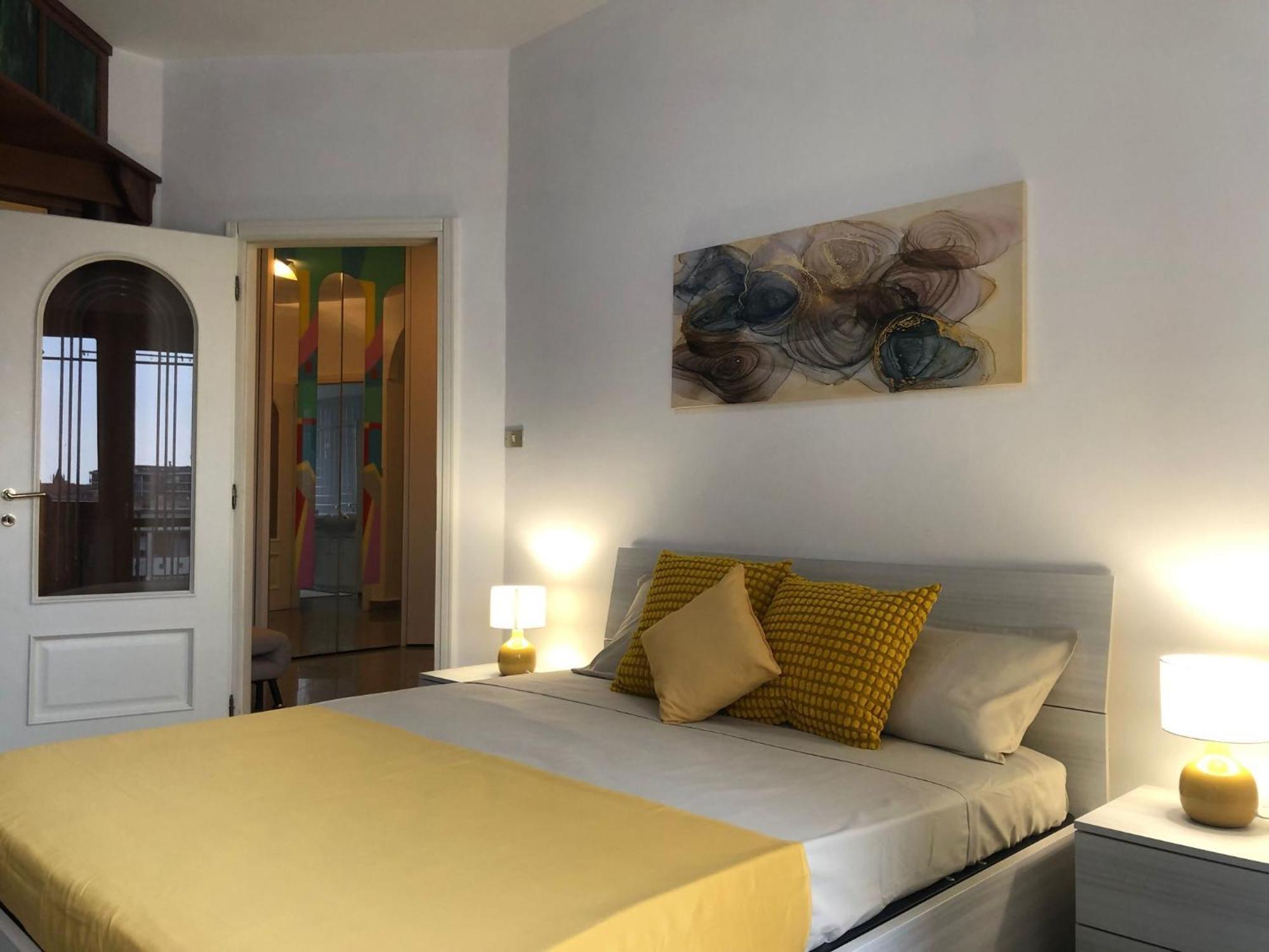 Ferienwohnung Metro Molinette Panoramico Con 6 Posti Letto Turin Exterior foto
